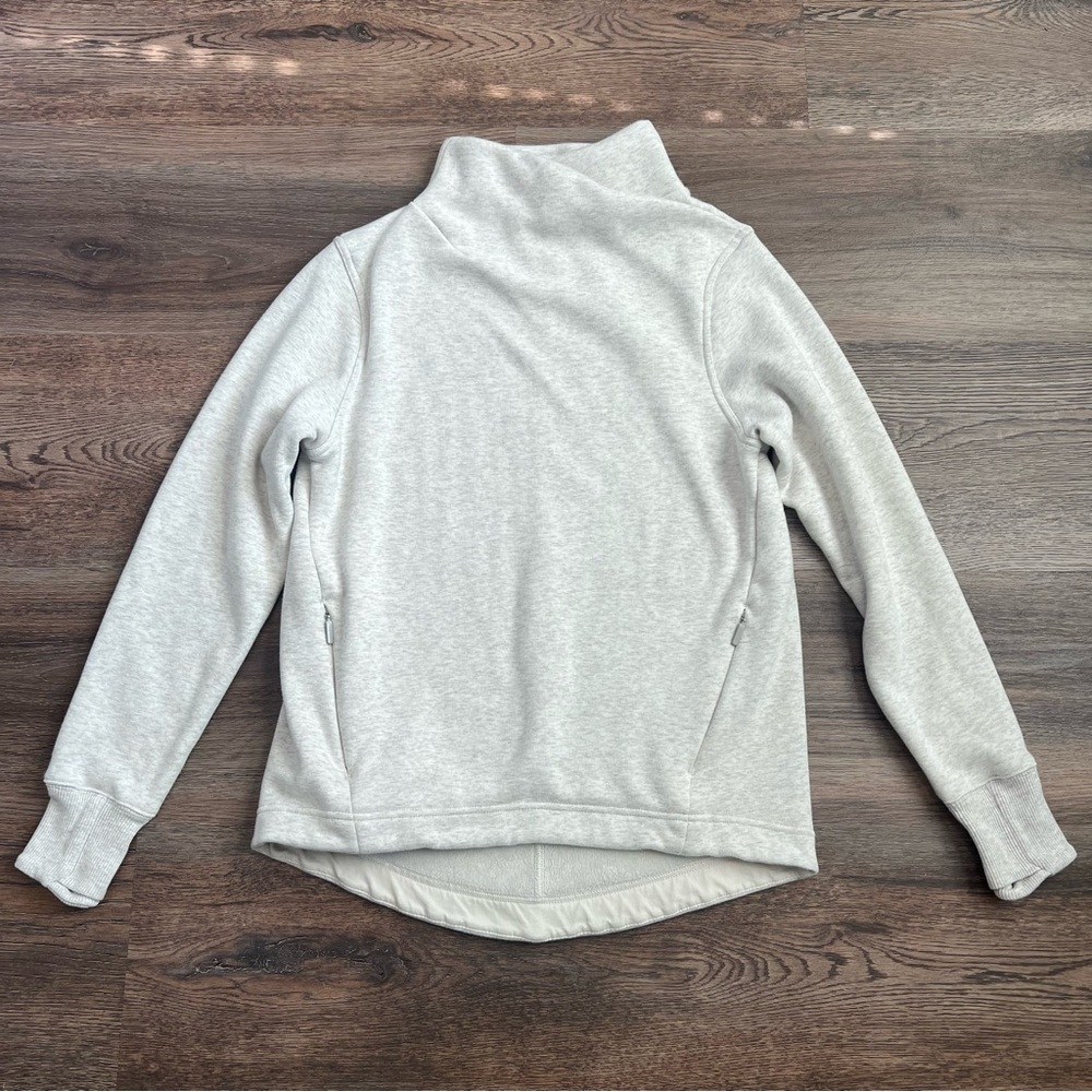 ❄️ Athleta Cozy Karma Cowl Neck Sweatshirt XS Light Gray Sherpa Lined Pullover